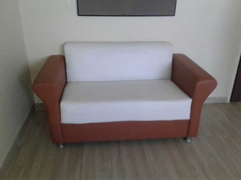 Lux Sofa 40