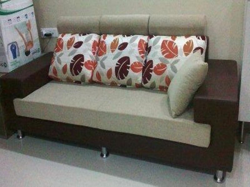 Lux Sofa 9